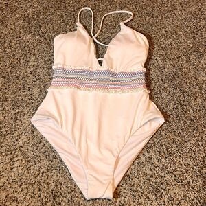 Bar‎ III White One Piece Swimsuit Medium Ruffle Trim New with Tags